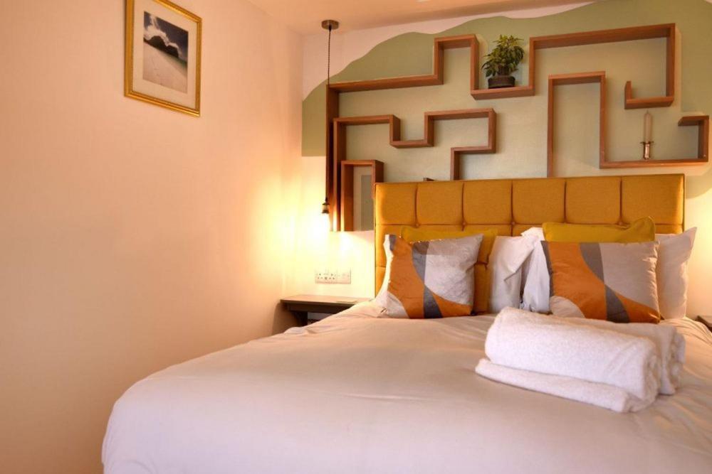 Largigi Offering Two Amazing Panoramic Sea Front Apartments Lyme Regis Exterior foto